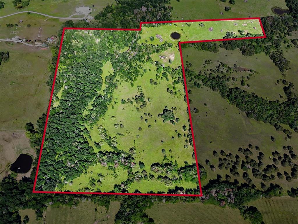 3517 Private Road 3537 Property Photo 3
