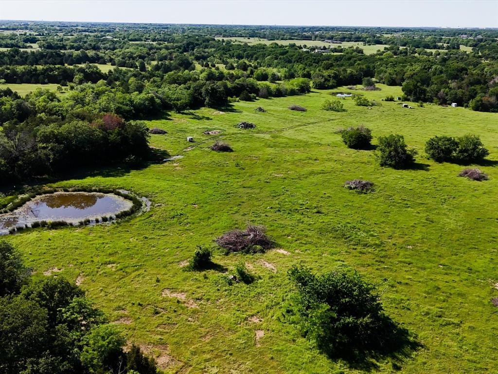 3517 Private Road 3537 Property Photo 4