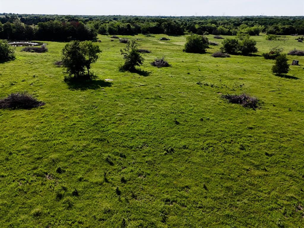 3517 Private Road 3537 Property Photo 8