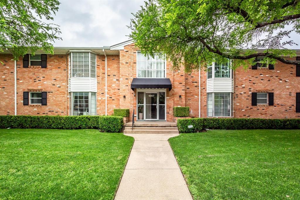 6007 Sandhurst Lane Property Photo