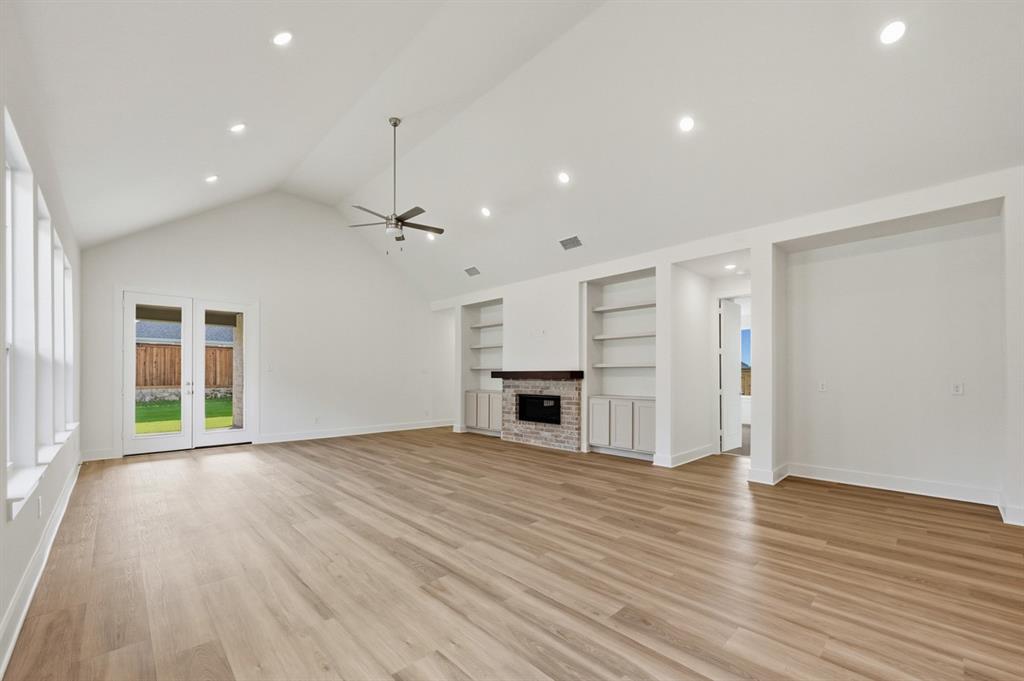 1046 Bearing Street Property Photo 15