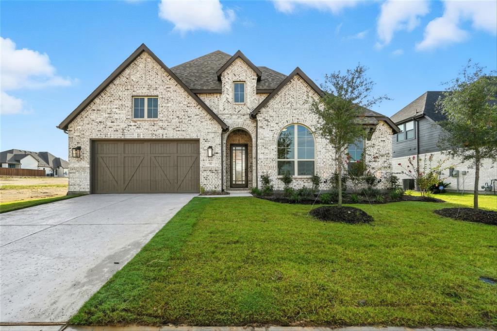 552 Pebble Drive Property Photo 1