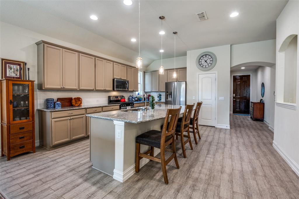 5312 Leyton Drive Property Photo 11