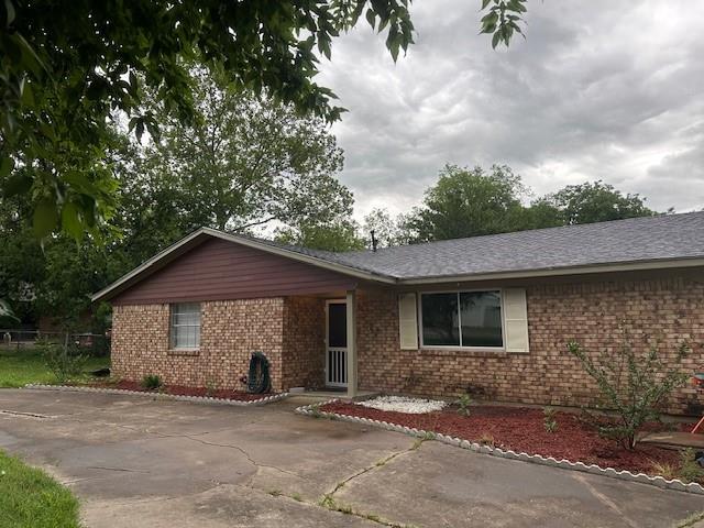 209 School Street Property Photo