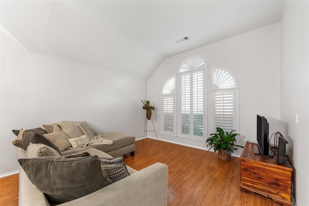 2505 Canyon Bay Property Photo 5