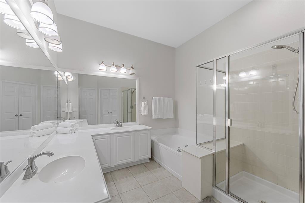 2505 Canyon Bay Property Photo 19
