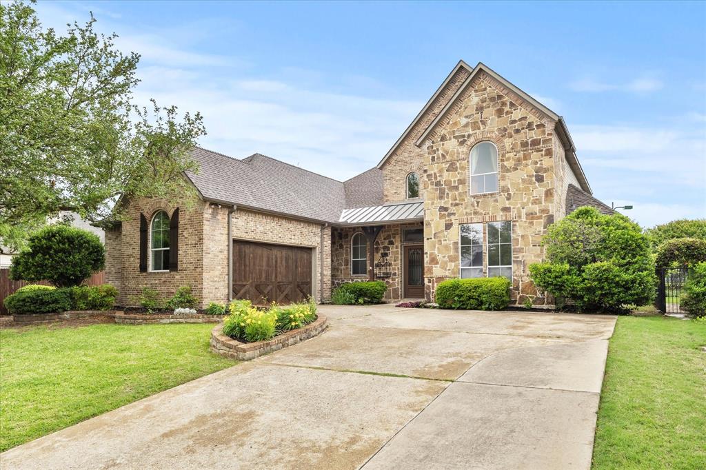 5 Tennis Village Drive Property Photo 2