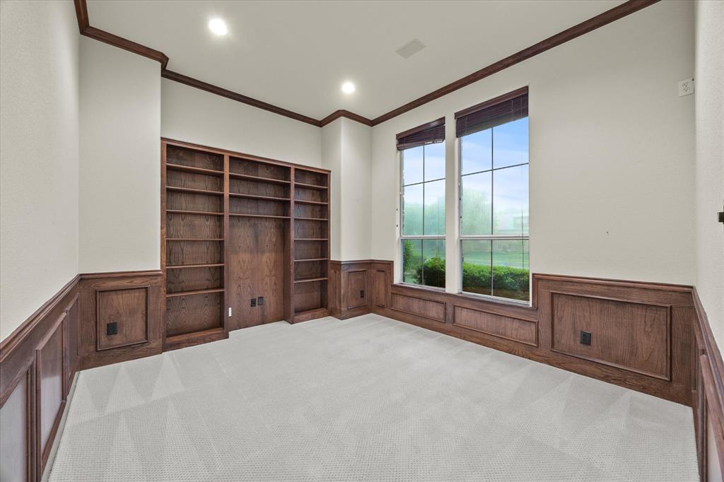 5 Tennis Village Drive Property Photo 7