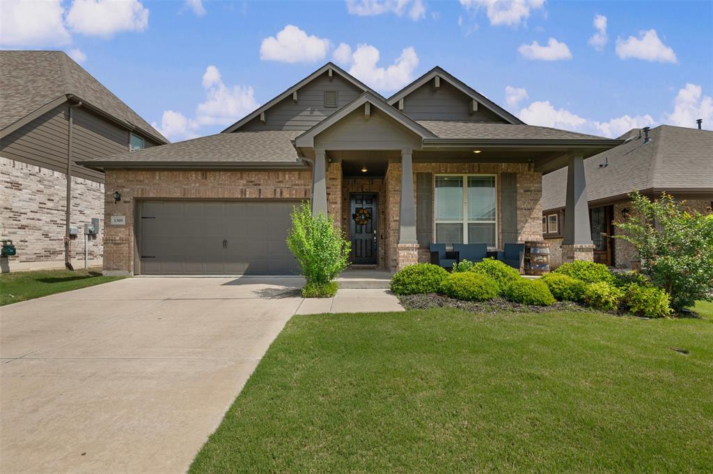 1305 Saddle Ridge Drive Property Photo 1