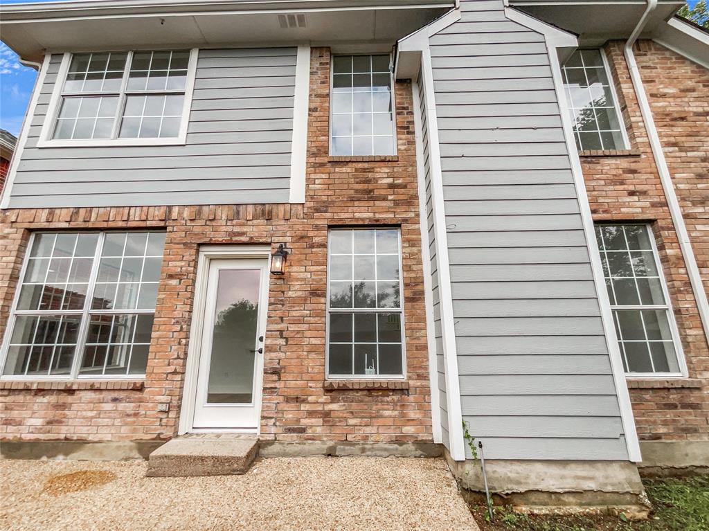 9032 Rock Valley Cove Property Photo 8