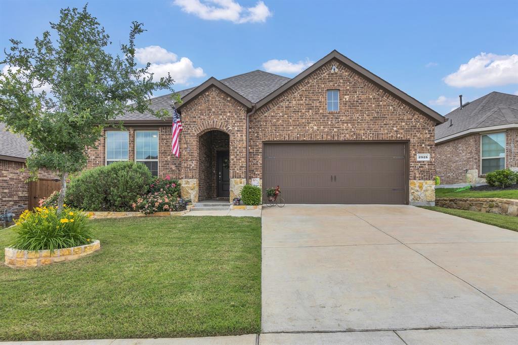2925 Frio Road Property Photo