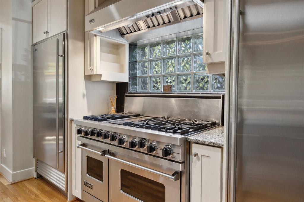 2560 Cockrell Avenue Property Photo 9