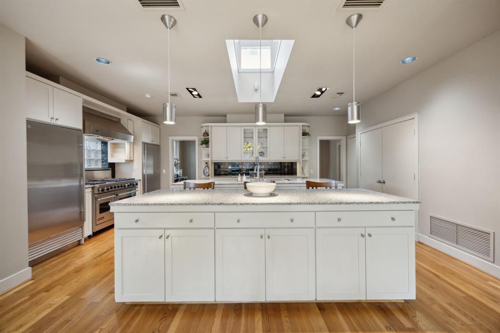 2560 Cockrell Avenue Property Photo 11