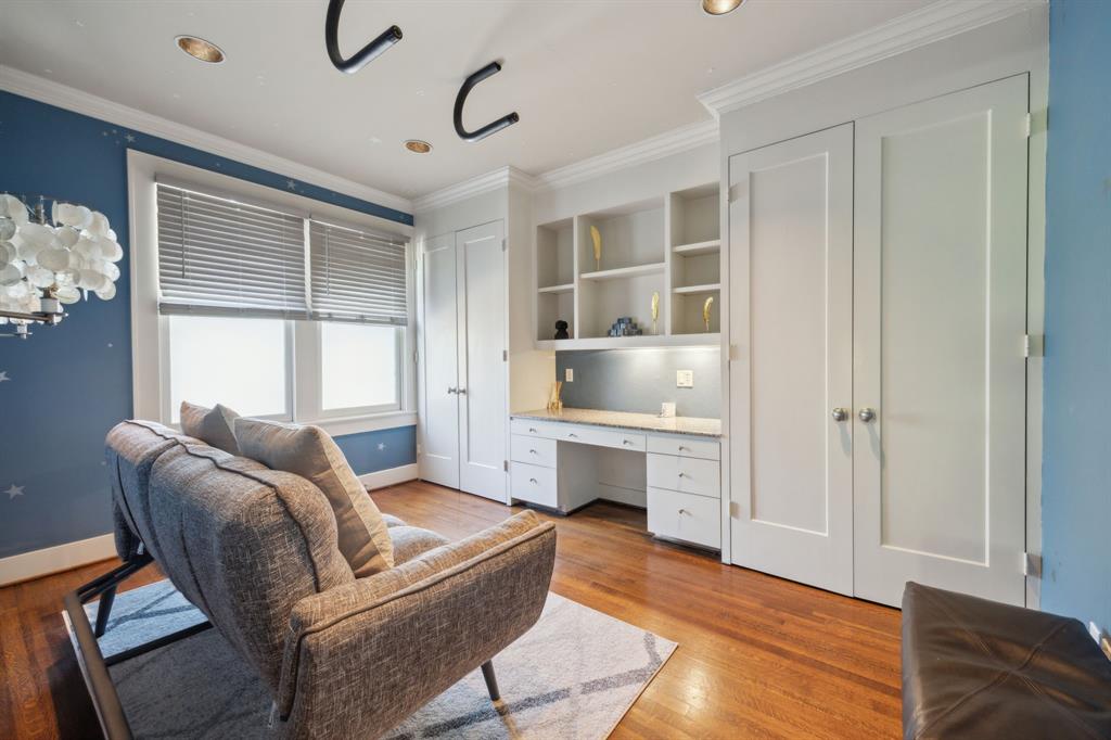 2560 Cockrell Avenue Property Photo 16