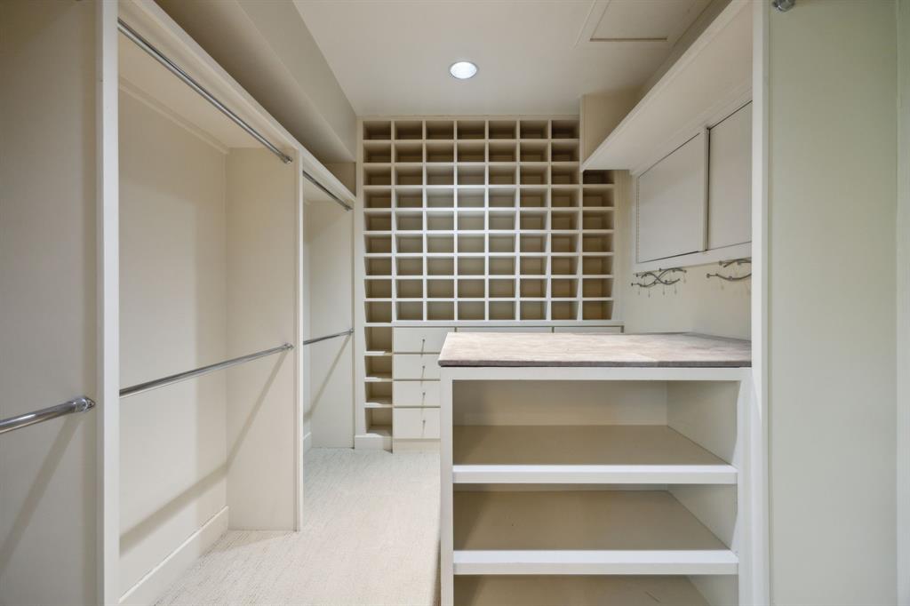 2560 Cockrell Avenue Property Photo 24