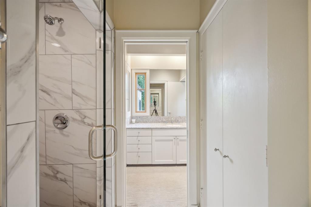 2560 Cockrell Avenue Property Photo 25