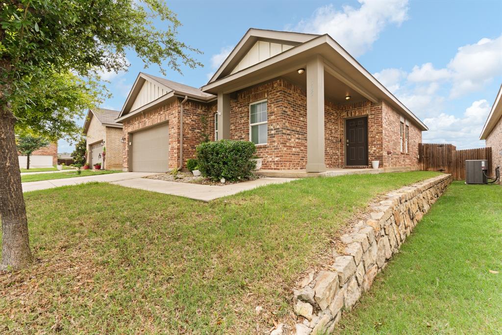 505 Leeward Lane Property Photo