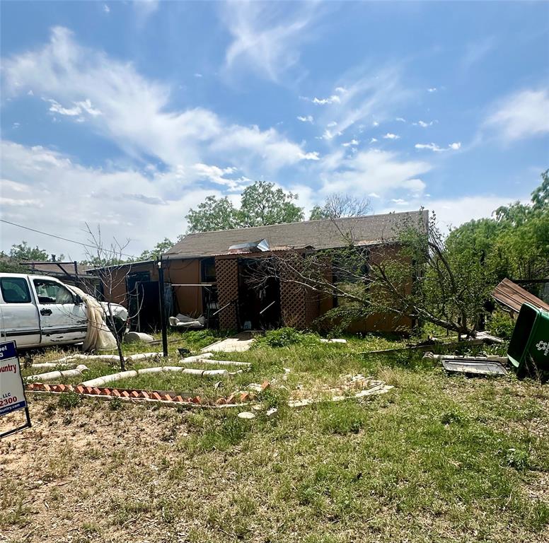 825 Texas Avenue Property Photo