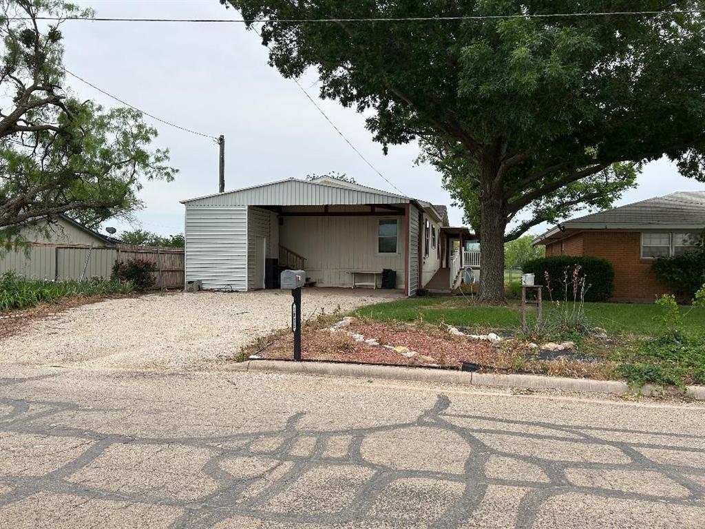 1815 S 5th Property Photo 1