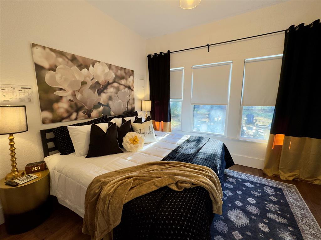 2018 Columbus Avenue Property Photo 17