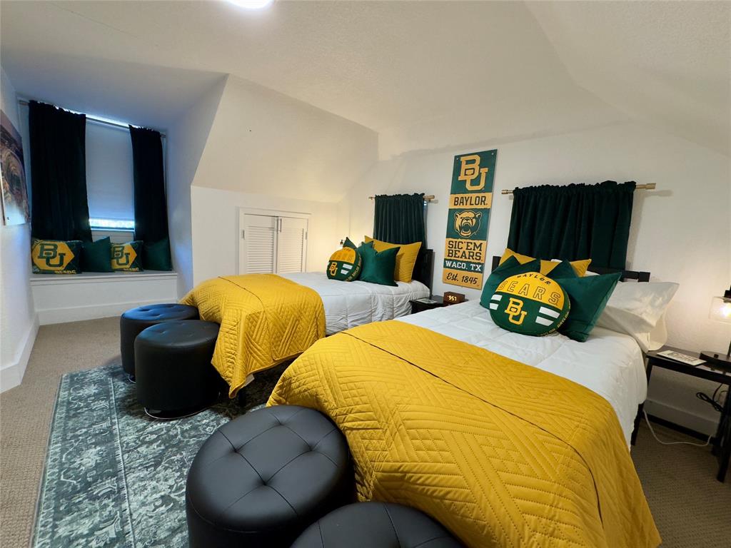 2018 Columbus Avenue Property Photo 28