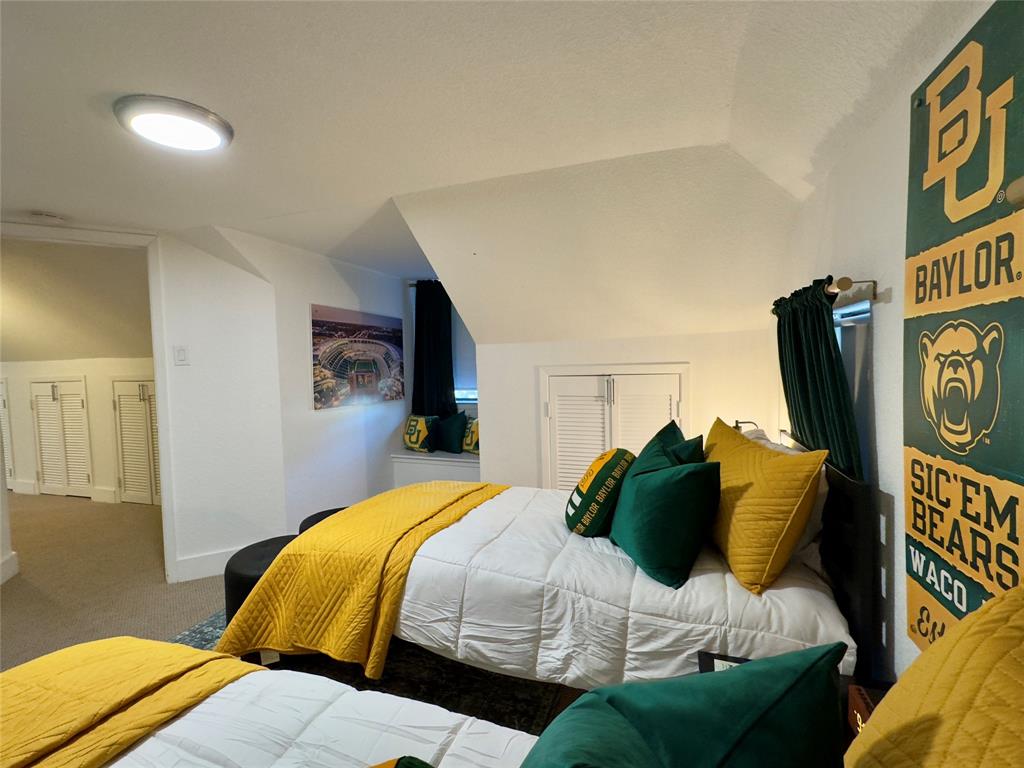 2018 Columbus Avenue Property Photo 29