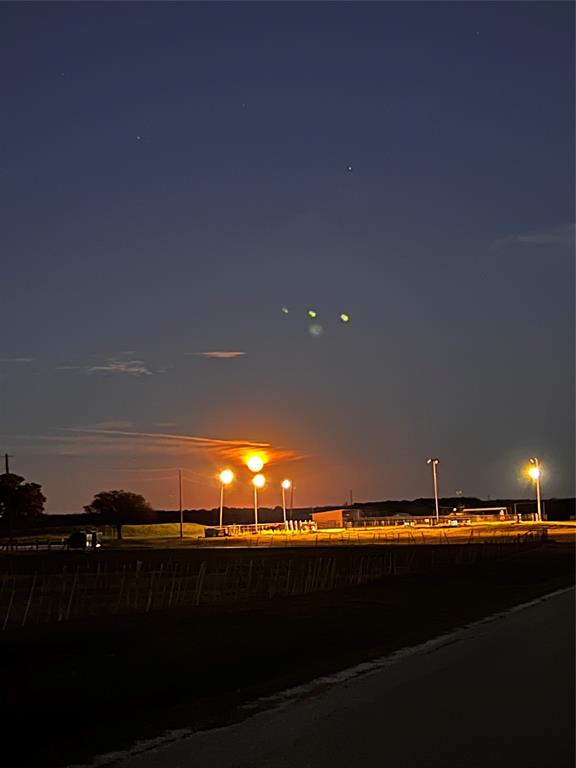 1990 Horsemans Drive Property Photo 5