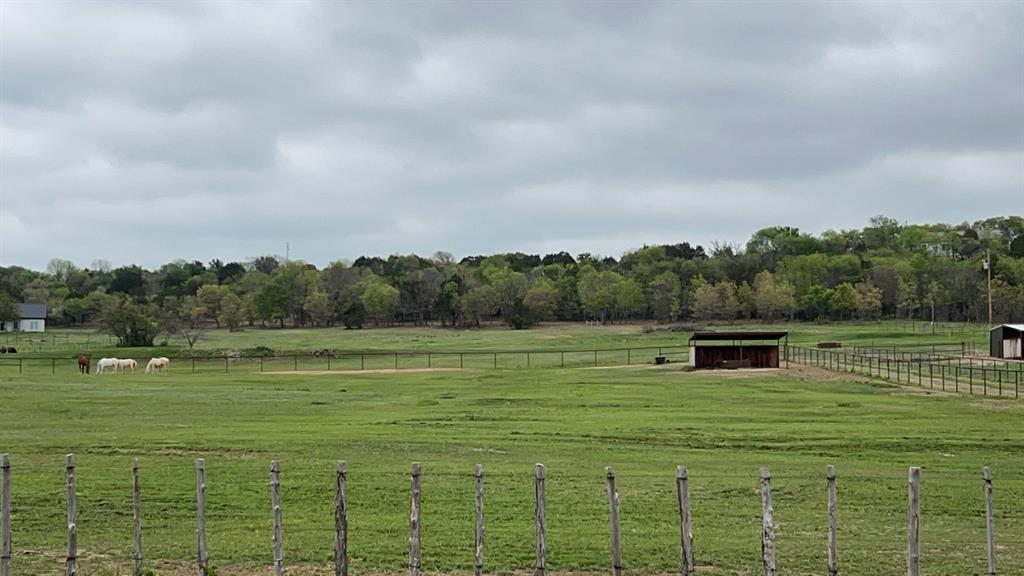 1990 Horsemans Drive Property Photo 10