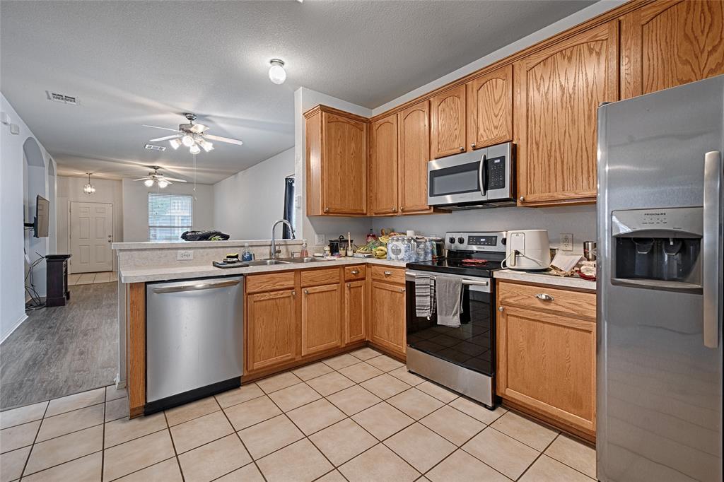 9912 Concord Drive Property Photo 6