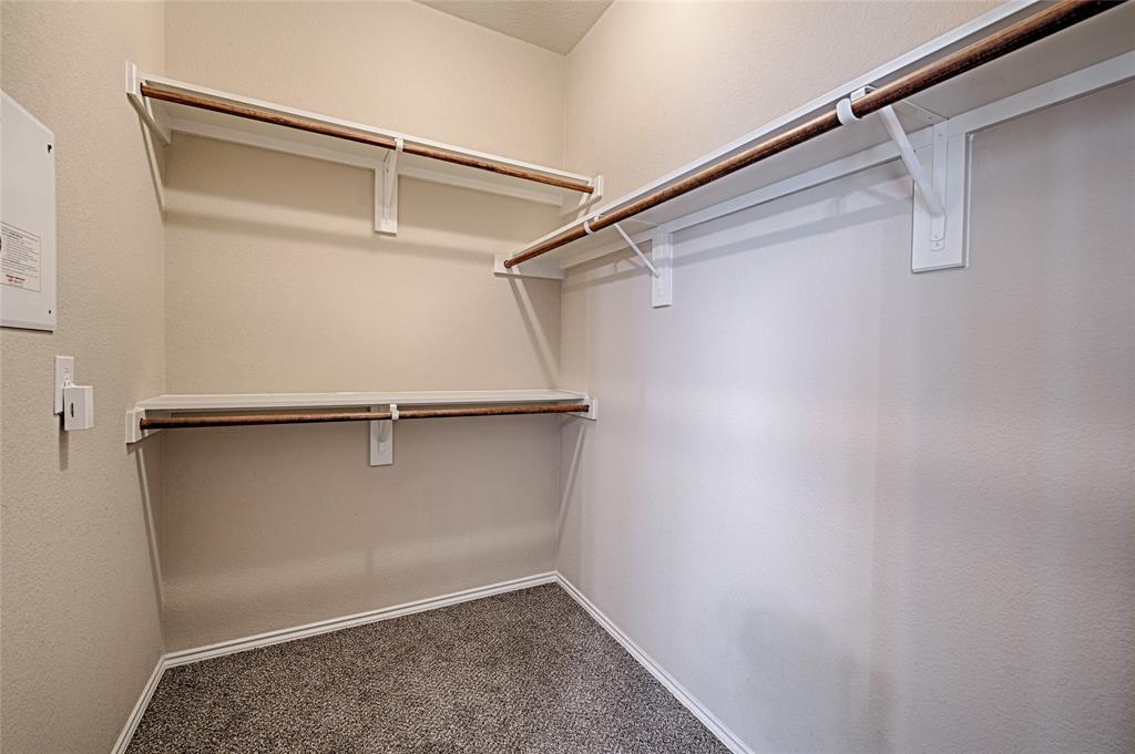 9912 Concord Drive Property Photo 11