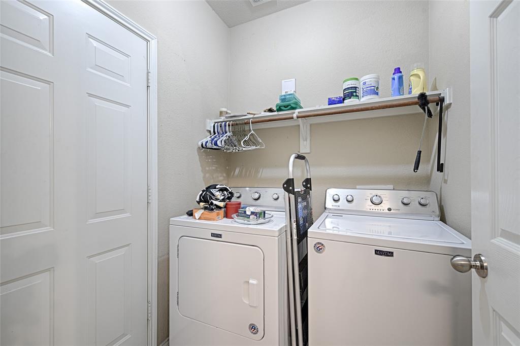 9912 Concord Drive Property Photo 16