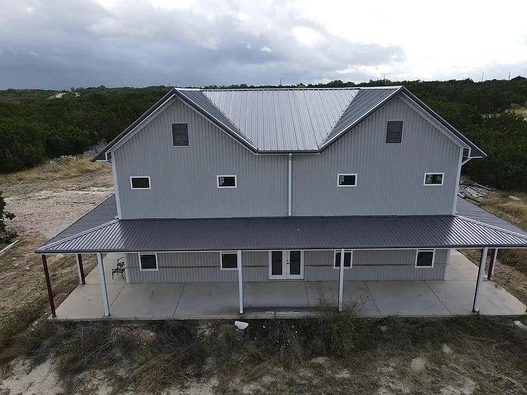 1901 Greystone Ranch Road Property Photo 1