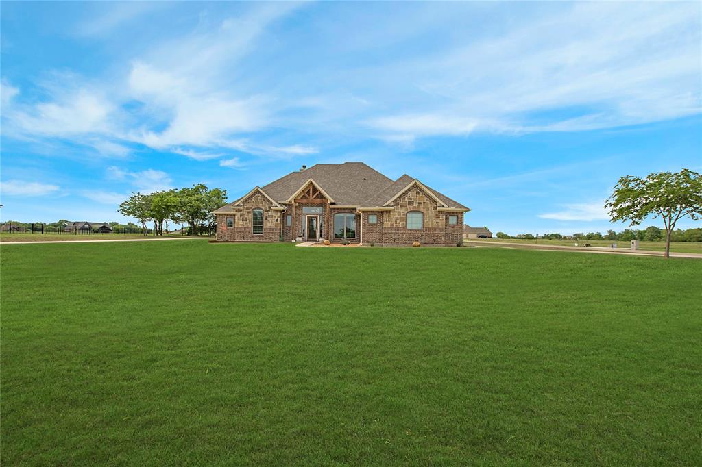 1099 Tawakoni Lane Property Photo 1