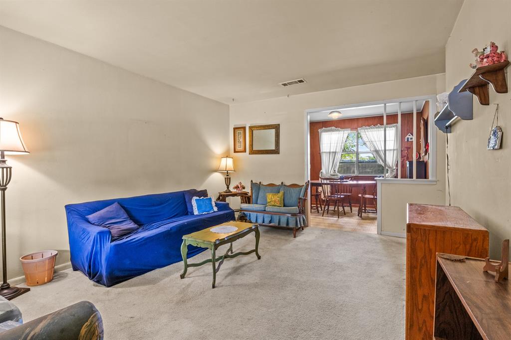 104 Hilltop Drive Property Photo