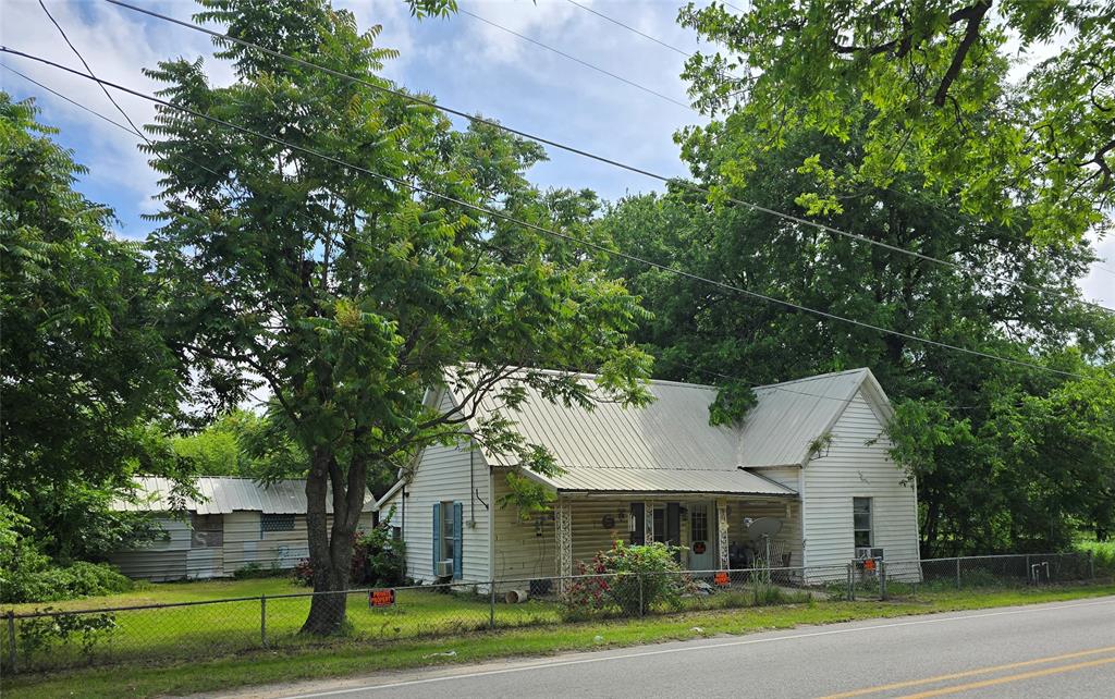 203 E Sherman Street Property Photo