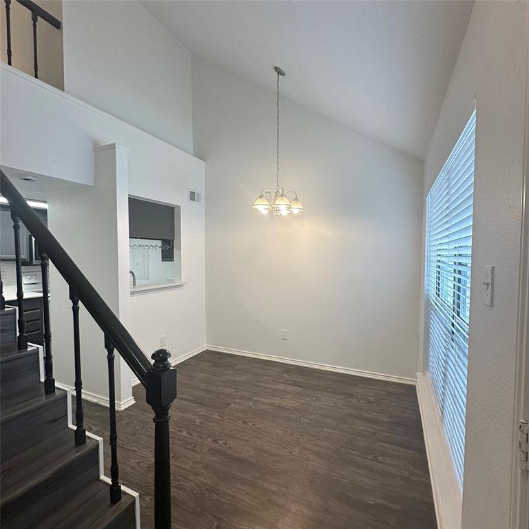 449 Harris Street Property Photo 5