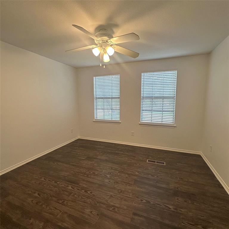 449 Harris Street Property Photo 14