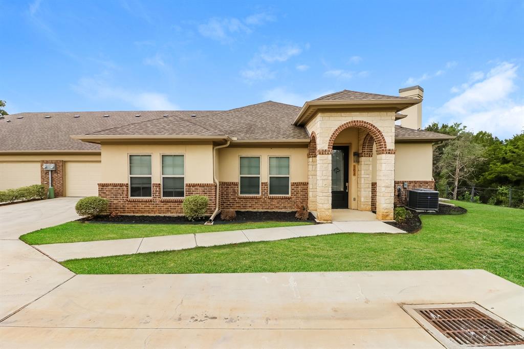 8811 Creek Run Road Property Photo