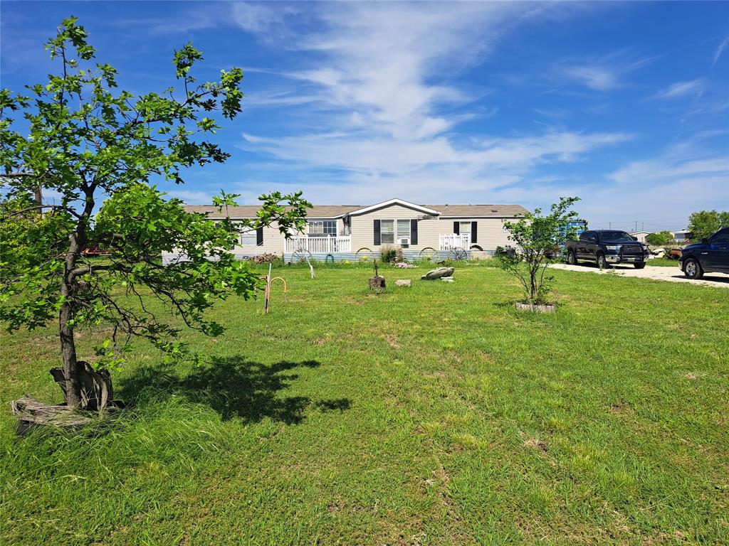 2042 N Elmdale Road Property Photo