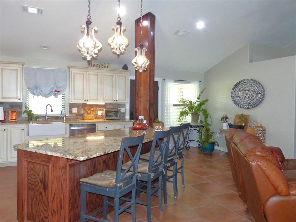 125 Parkview Property Photo 5