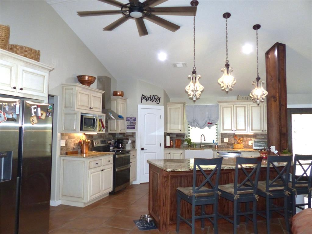 125 Parkview Property Photo 7