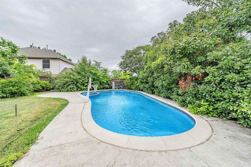 1641 Mountain Laurel Drive Property Photo
