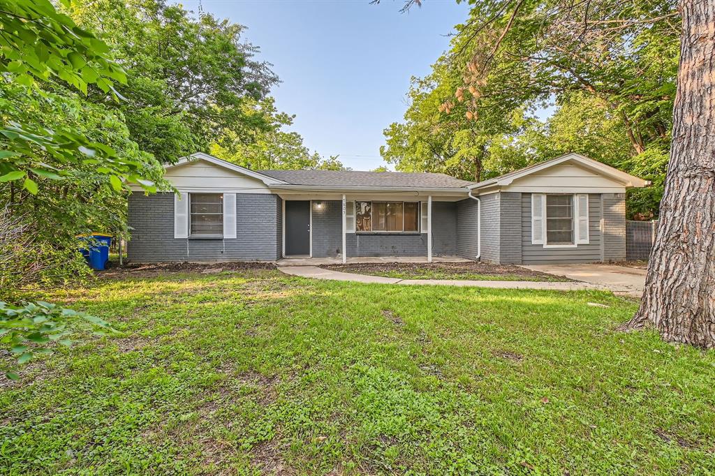7805 Whitney Drive Property Photo 1