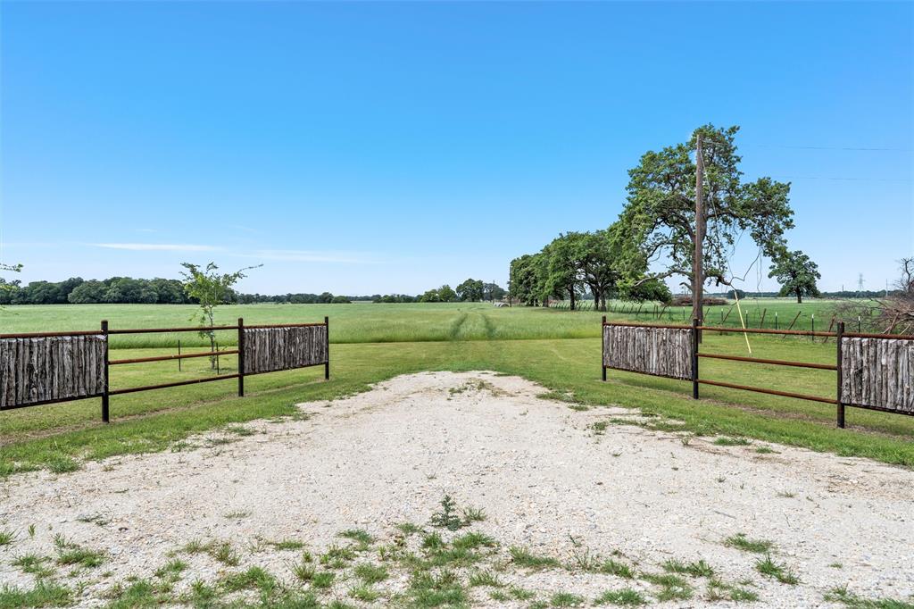 Tbd Tract 2 Hcr 2203 Property Photo