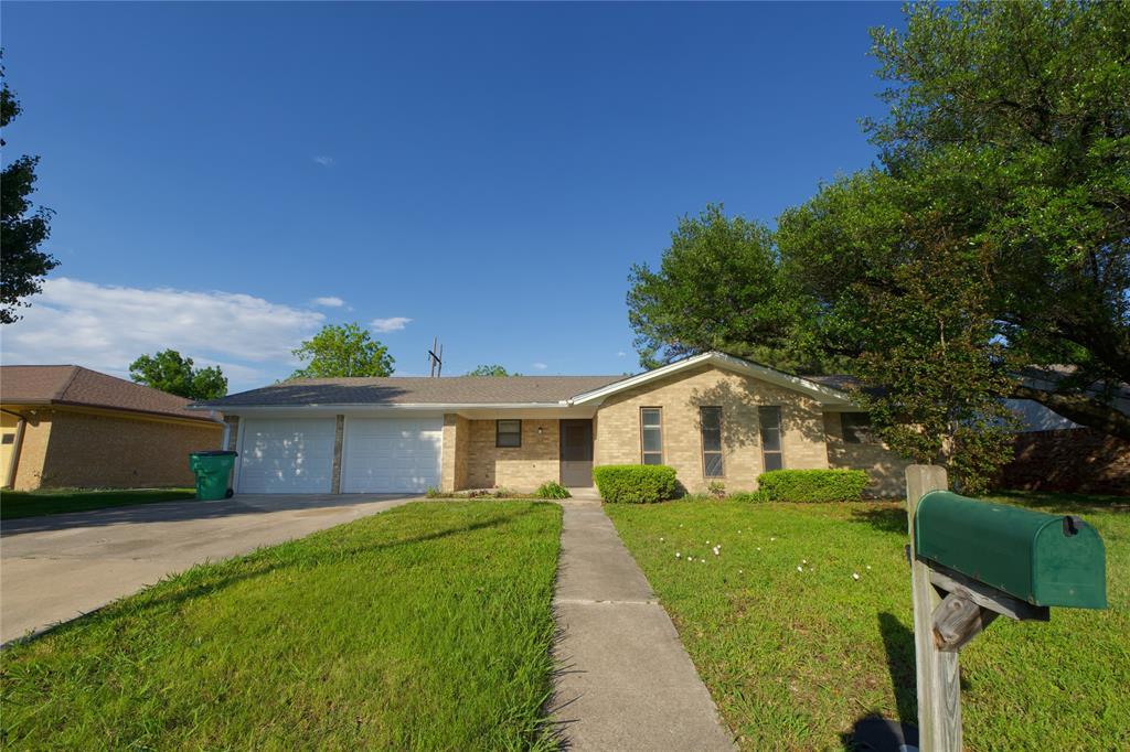 1208 Aspen Road Property Photo