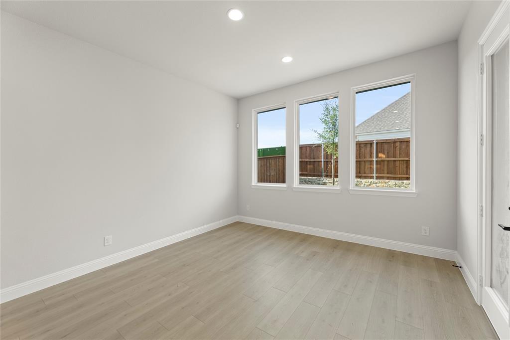 2206 Stratford Road Property Photo 7