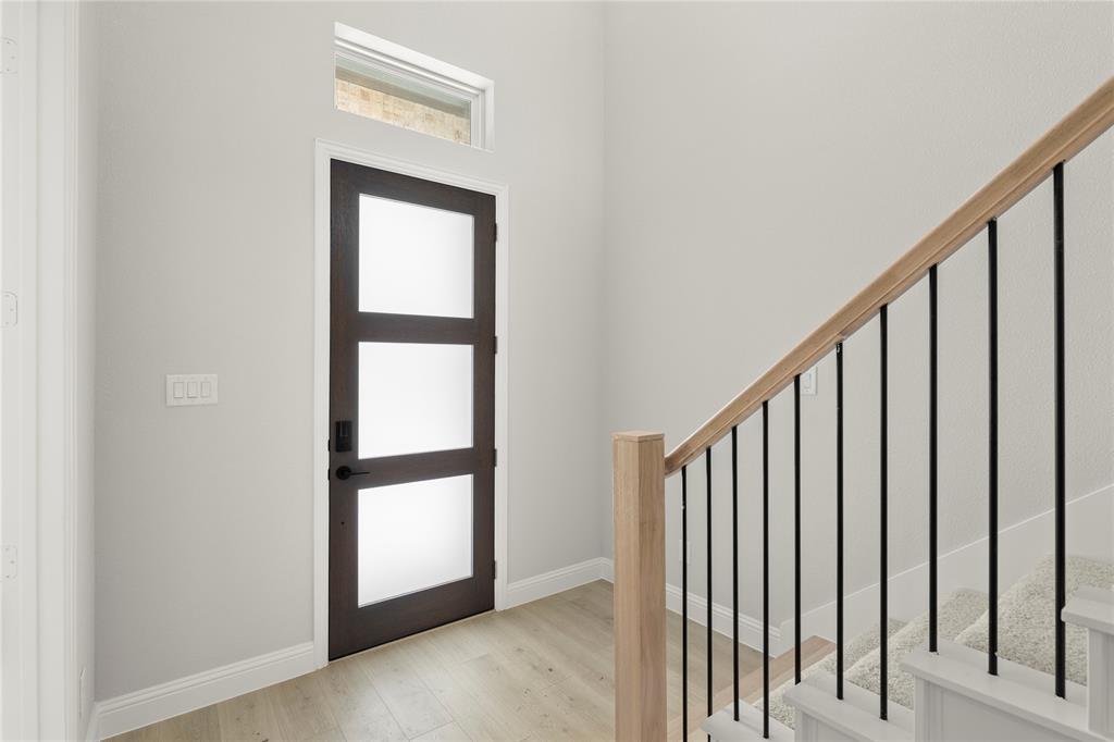 2206 Stratford Road Property Photo 18