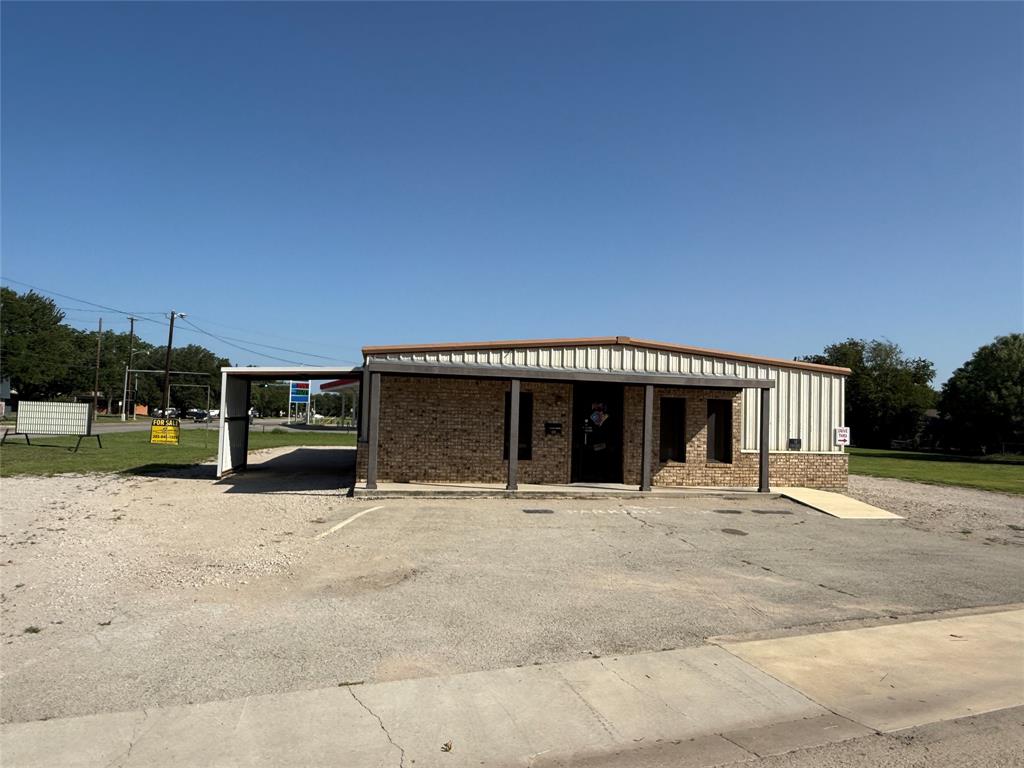 2810 4th Street Property Photo 1