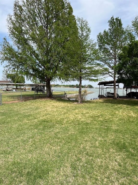 1824 Shady Point Circle Drive Property Photo