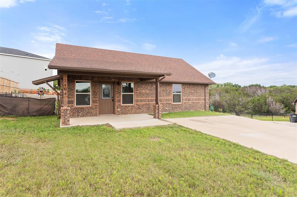 2404 Fox Court Property Photo 1